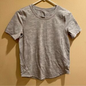 lululemon athletica Gray Camo Short Sleeve Tee